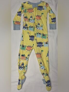 The Beaufort Bonnet Co yellow sleeper with birthday train sz 12-18 months NWOT